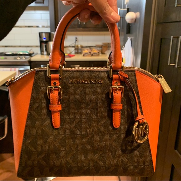 😊😊Authentic MK bag - Picture 1 of 8